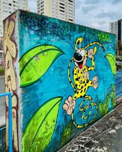 Marsupilami dessiné sur un mur