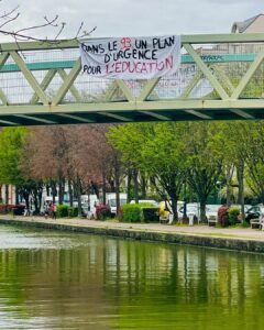 Banderole pour l'Education, Pantin, 93