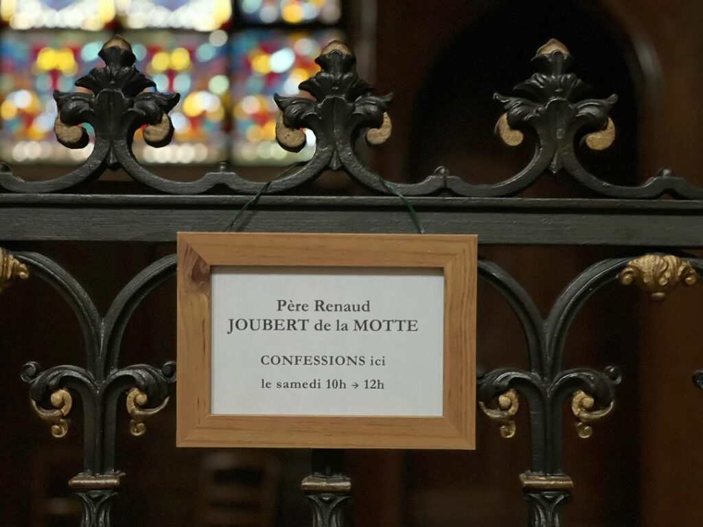Confessions à la cathédrale Saint-Louis de Versailles